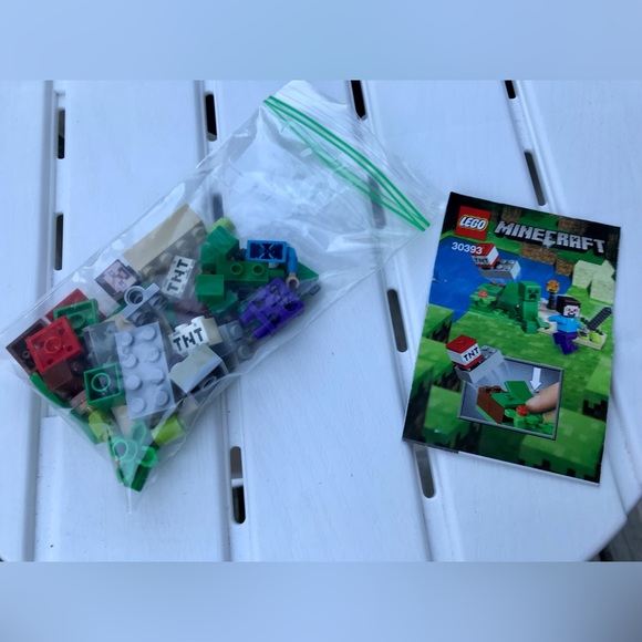 LEGO Minecraft 21114 The Farmer & 30393 Steve & Creeper Building Blocks Sets - Picture 11 of 13